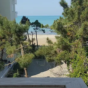 https://hotel-arberia.albaniahotels.org