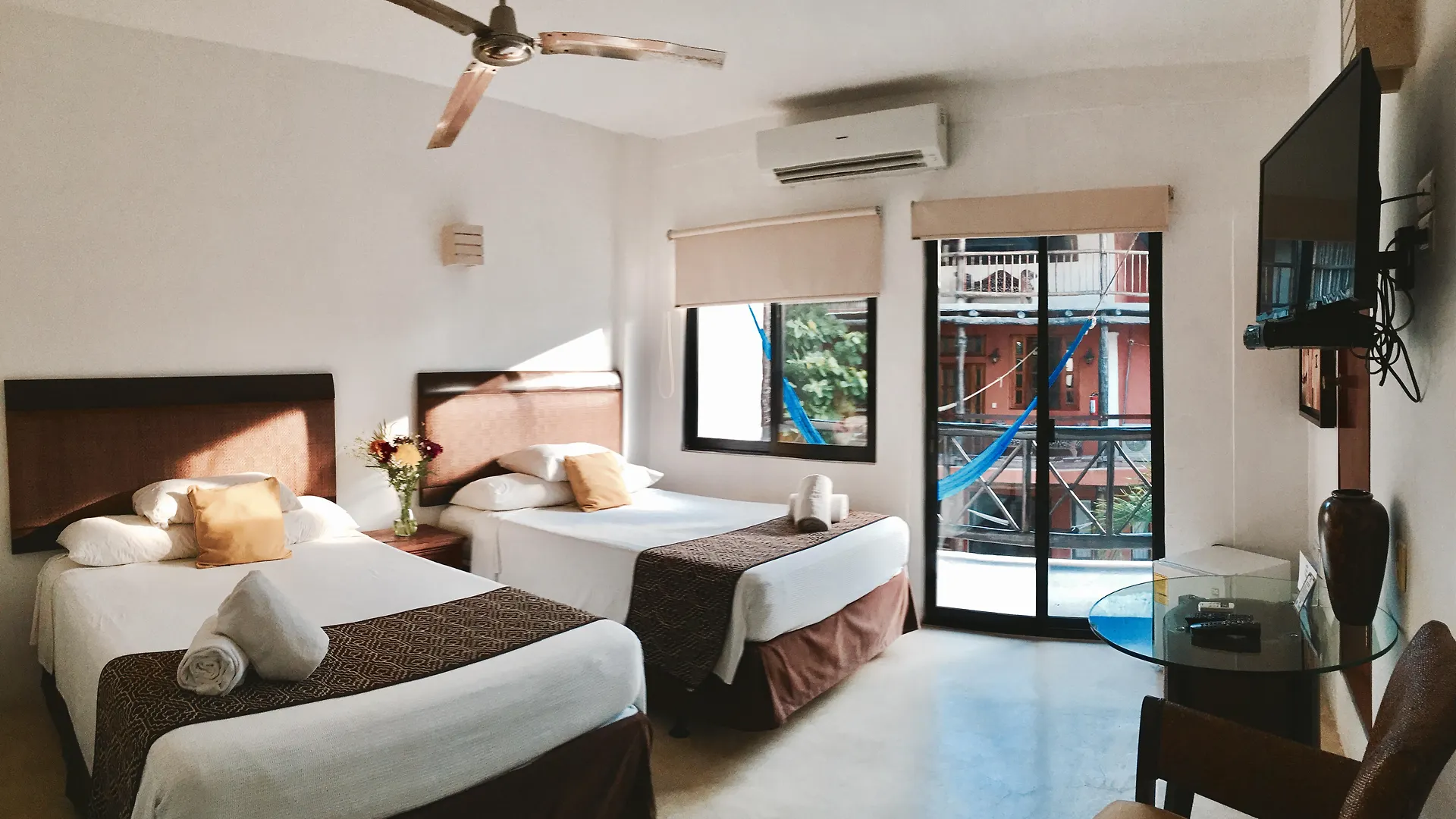 Siesta Fiesta Hotel Adults Only - 5Th Avenue 신데 델 카르멘