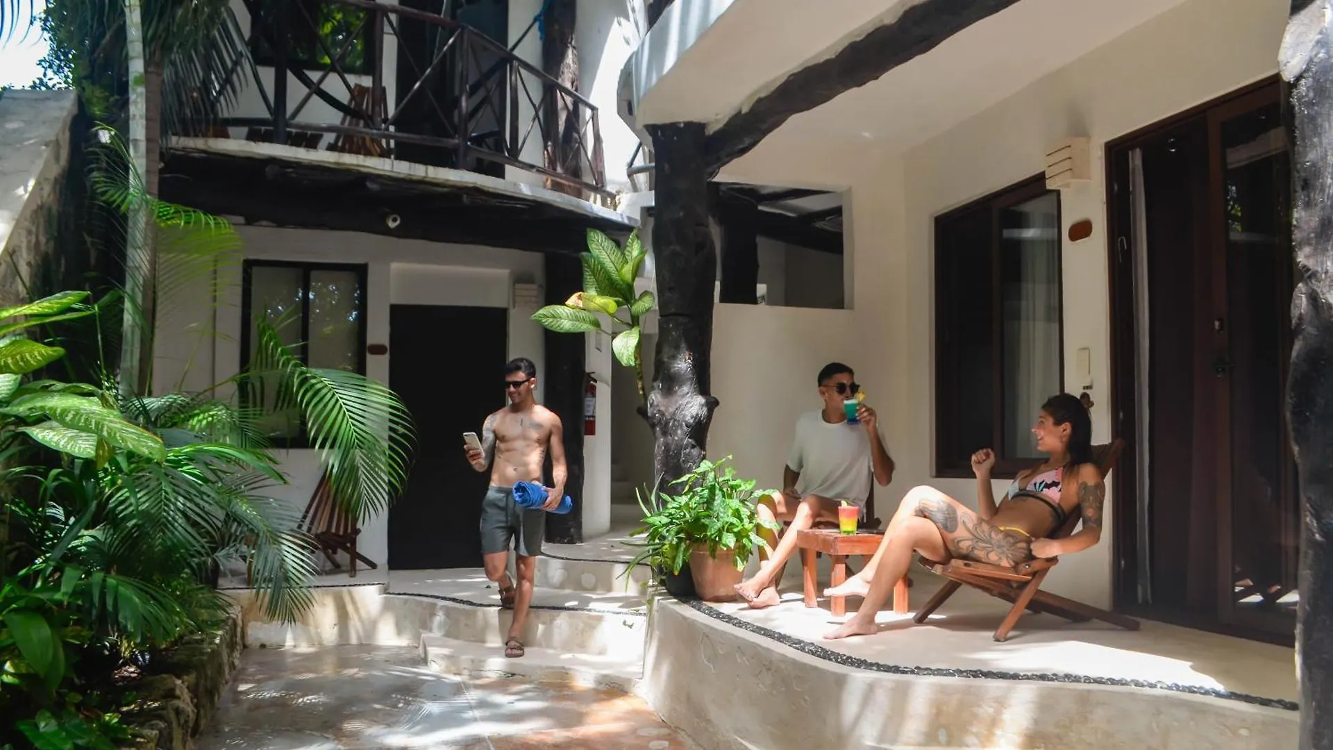 Siesta Fiesta Hotel Adults Only - 5Th Avenue location